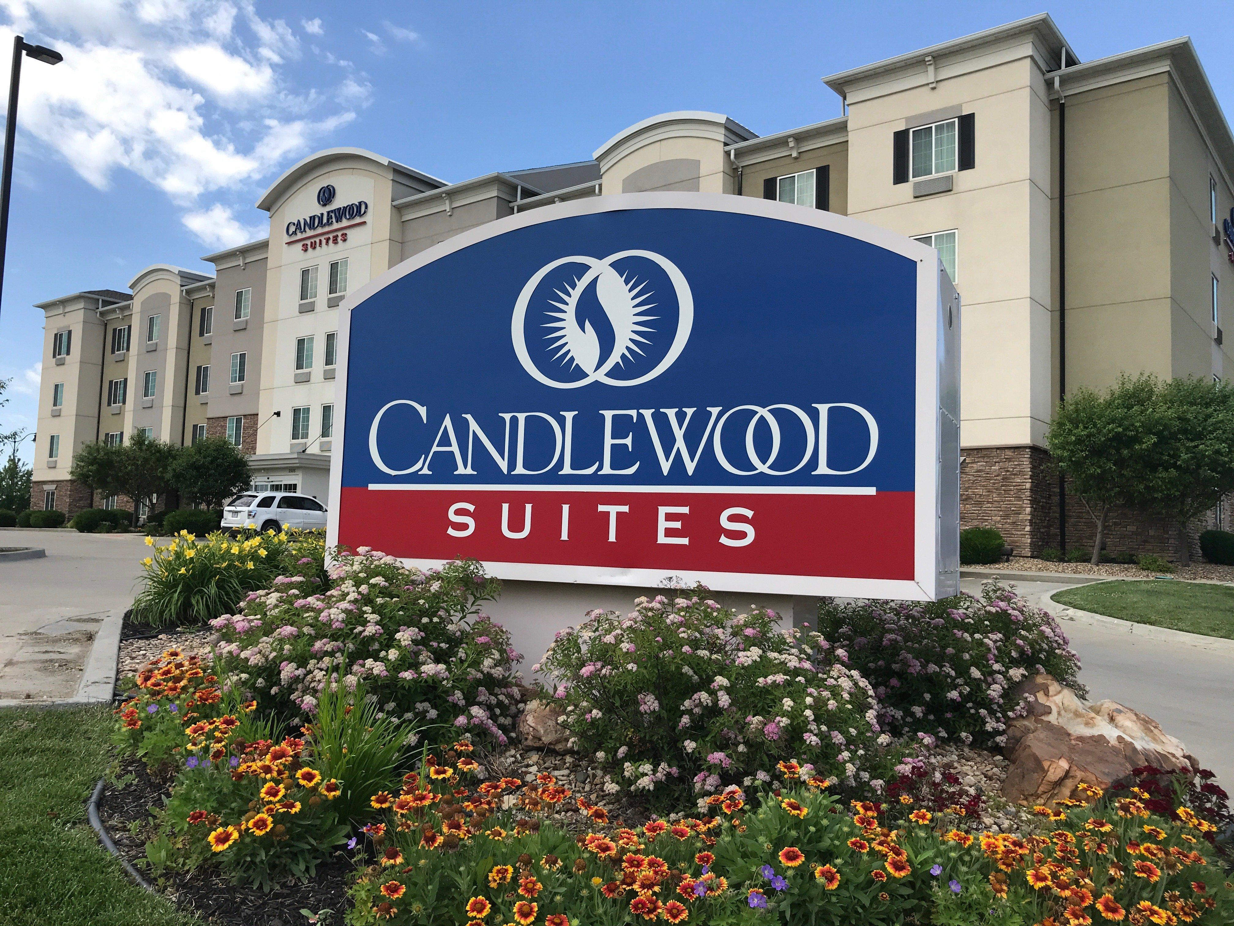 Candlewood Suites Saint Joseph By Ihg Exterior foto