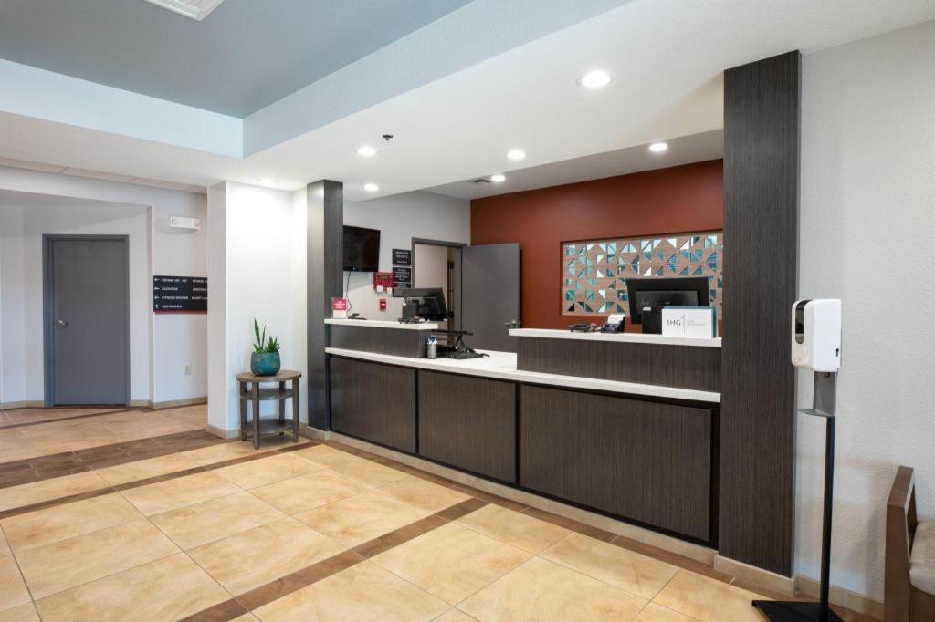 Candlewood Suites Saint Joseph By Ihg Exterior foto